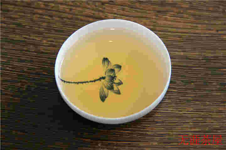 如何表达对白茶的热爱？从历史到现代的多样方式