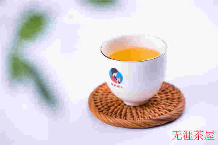 白茶的功效与禁忌：全面了解福建特产白茶