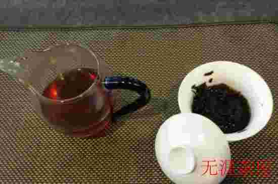 黑茶煮多久需要更换？了解黑茶的最佳煮泡时间