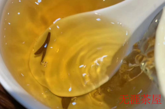 金骏眉茶详解 - 顶级红茶的品质与品饮技巧